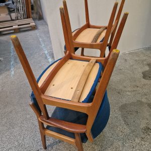 4 stk Henning Kjærnulf armstole af teak model 317/318
