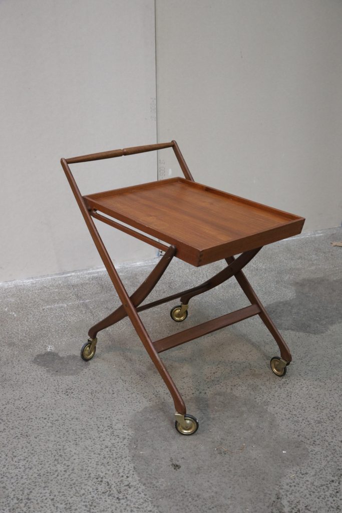 Serveringsbord på hjul, teak