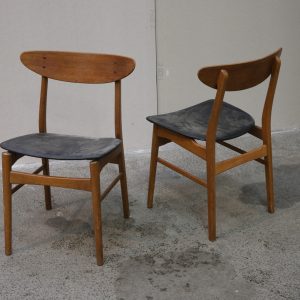 To stk Farstrup model 210 med løse sæder, teak