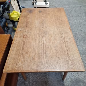 Spisebord i teak med hollandsk udtræk