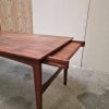 Spisebord med skjulte tillægsplader, teak