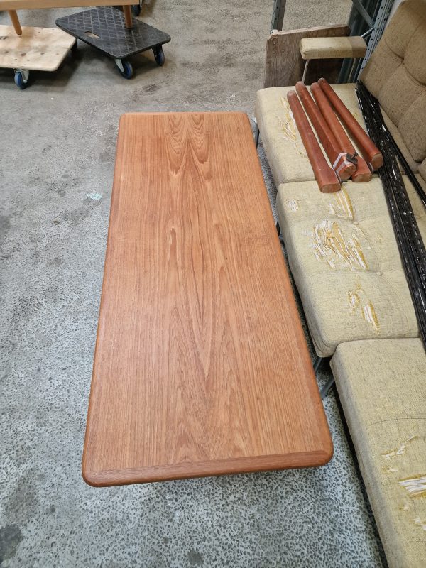 Sofabord i teak, Smilet af Johannes Andersen, CFC Silkeborg