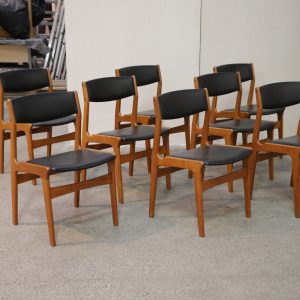 8 spisestole med sort læder, teak, Nova
