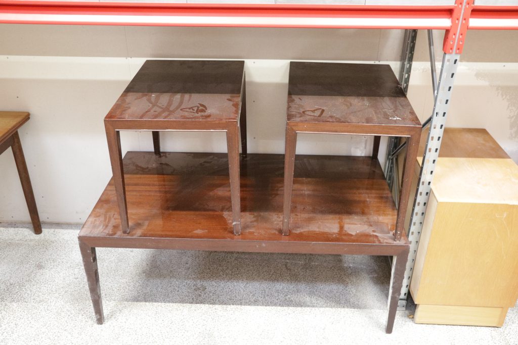 Severin Hansen sofabord og sideborde, lakeret mahogni