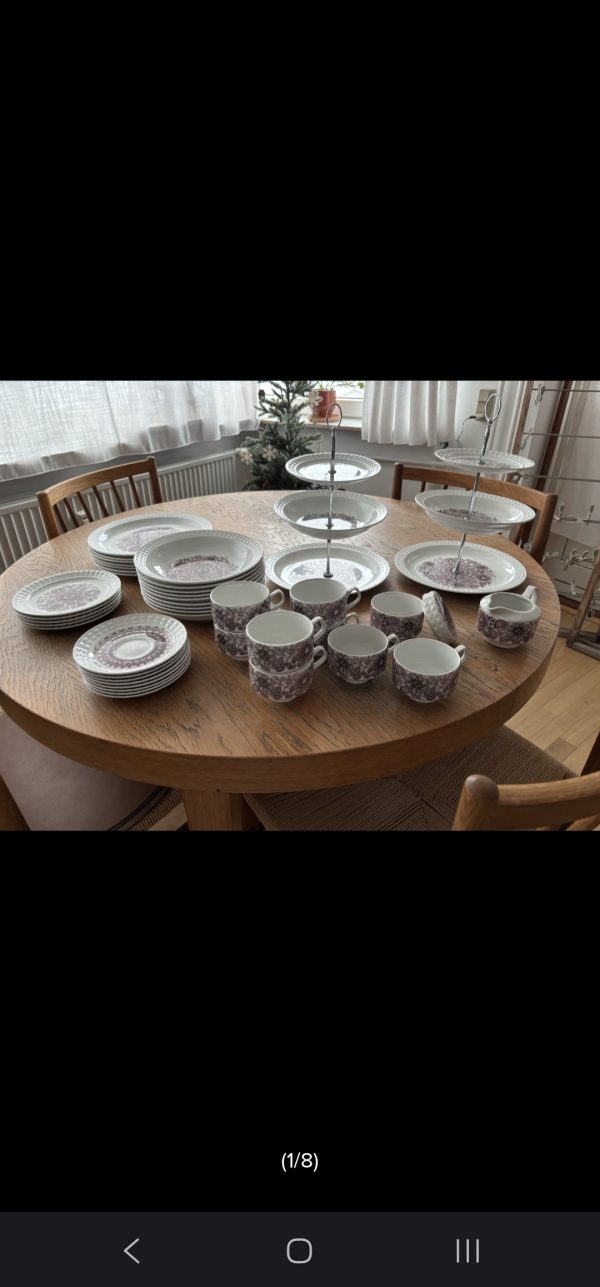 Rundt spisebord med tillægsplade, egetræ, Severin Hansen model 42, Haslev Møbelfabrik