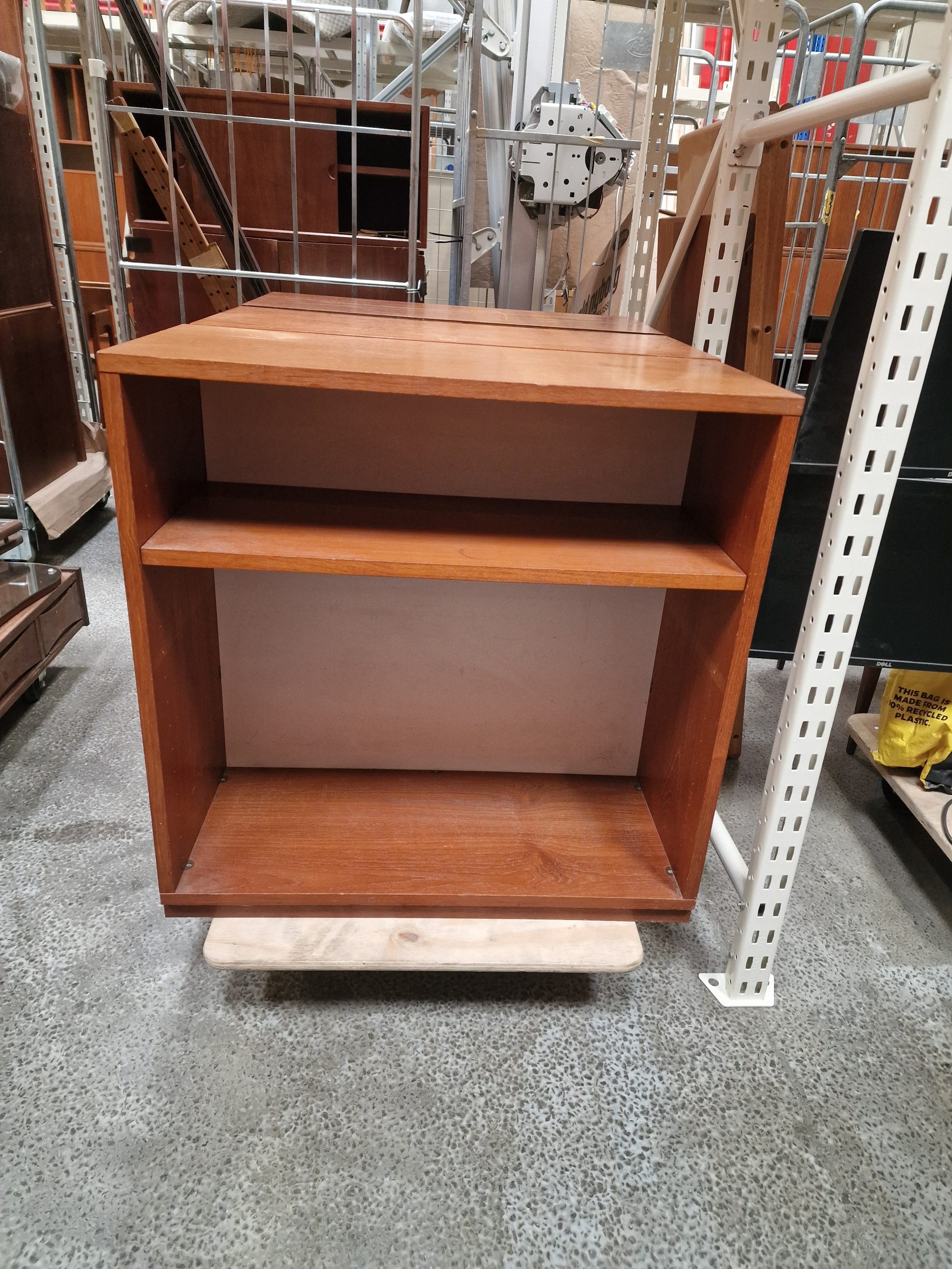 To små bogkasser, teak