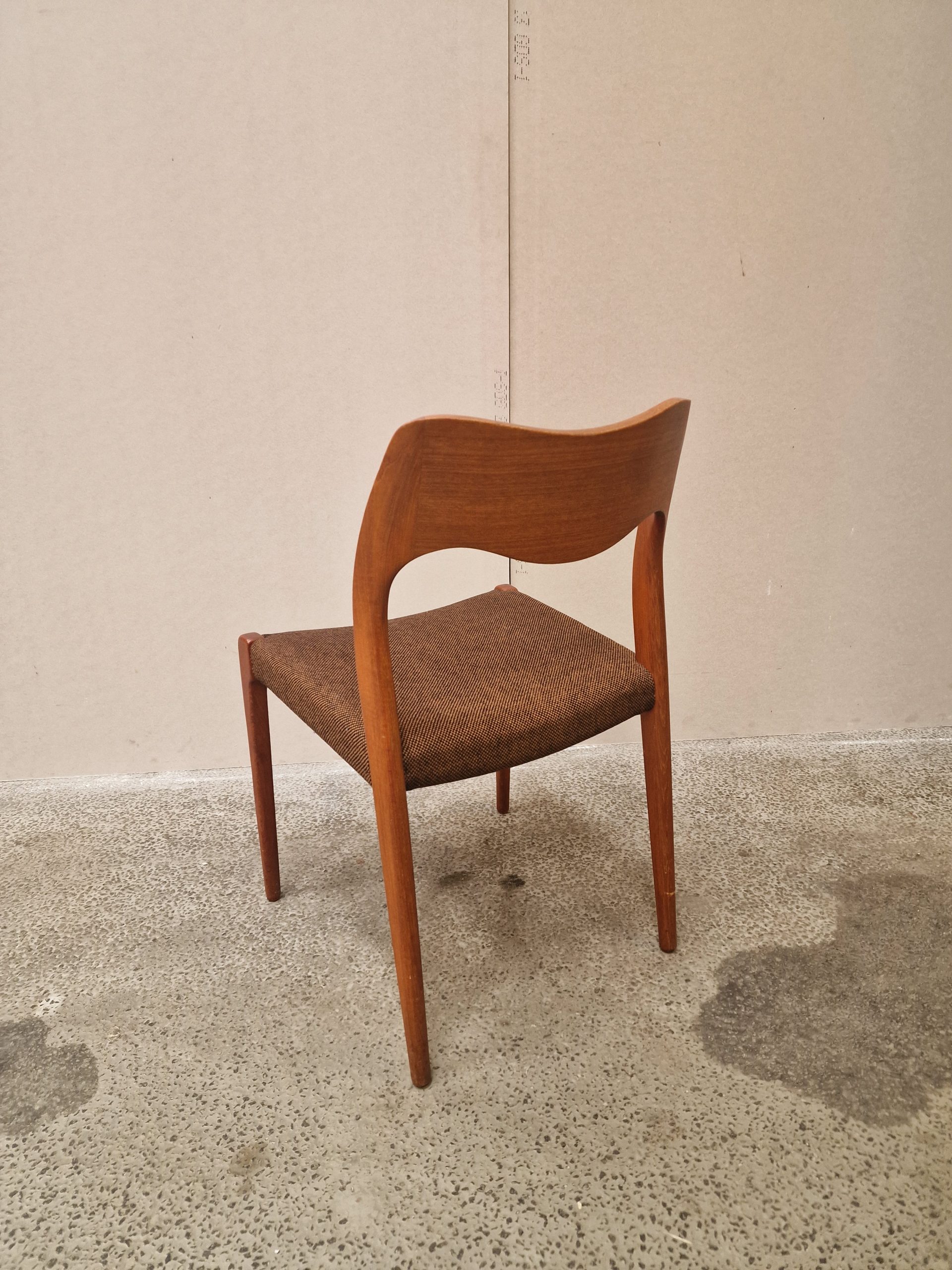 Spisestol i massiv teak, N.O. Møller model 71