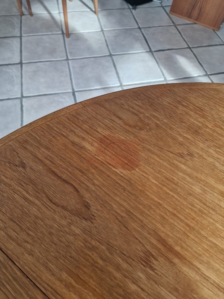 Ole Hald spisebord i teak med to tillægsplader, teak