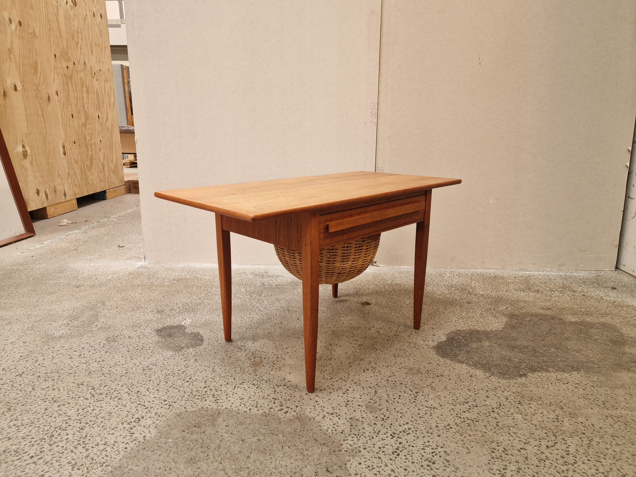 Sybord i teak med forlænger-klap, Johannes Andersen