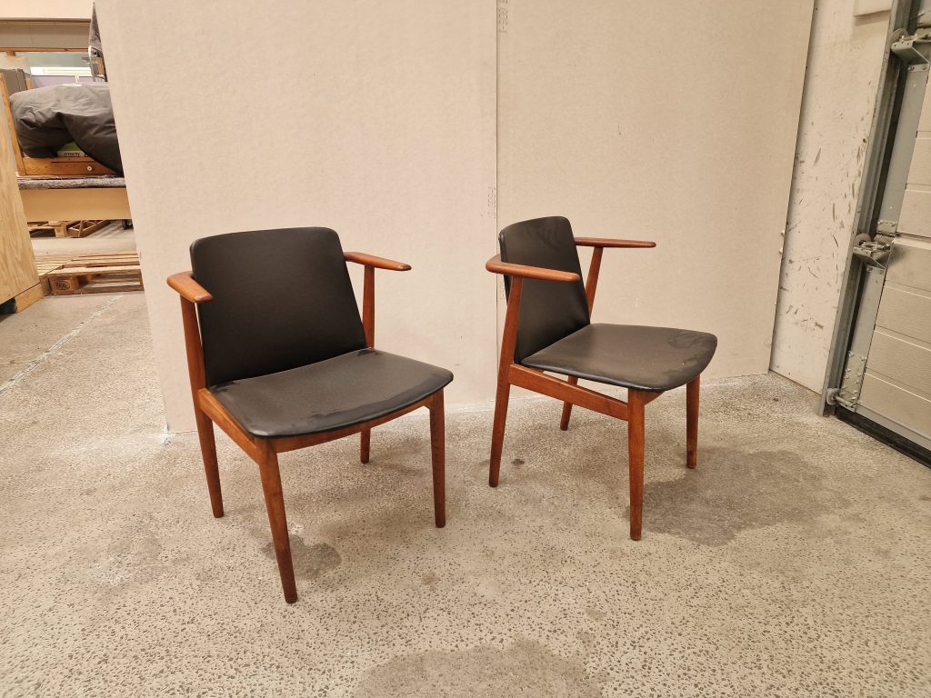 2 armstole i teak af Hans Olsen