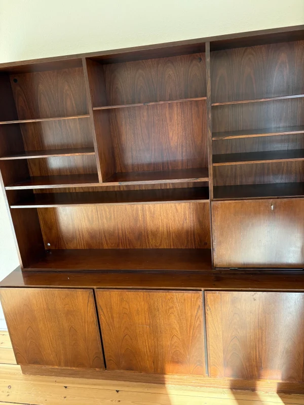 Skænk i palisander, tre fag, Omann Jr