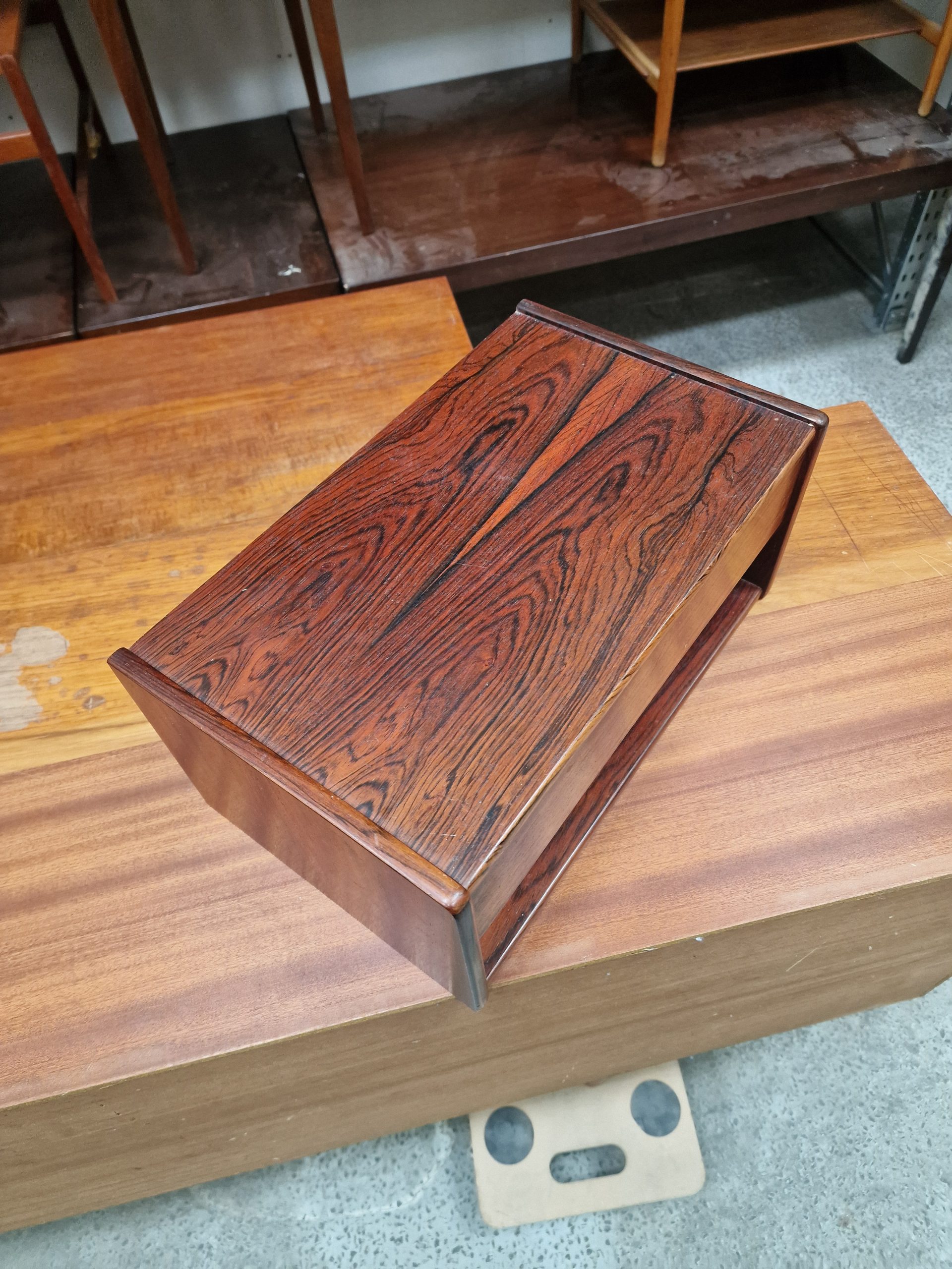 Sengebord med skuffe, palisander