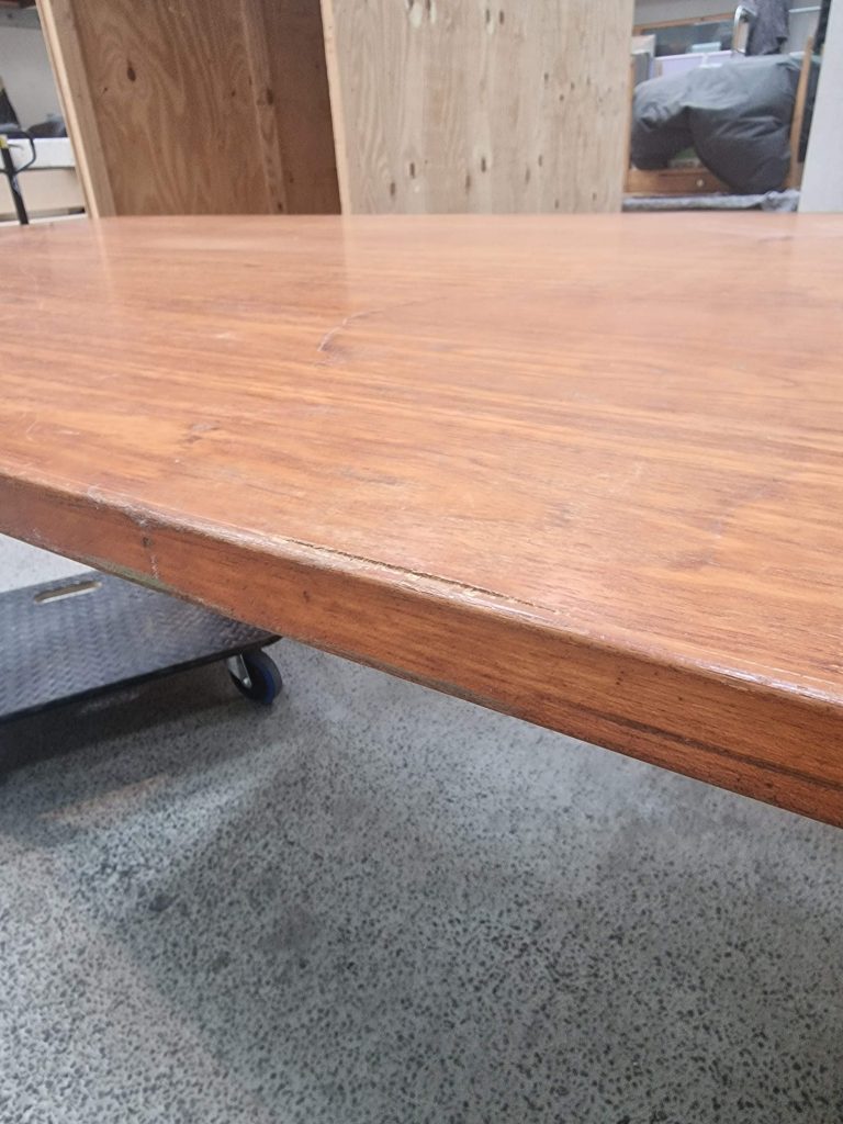 Stort spisebord/konferencebord i teak