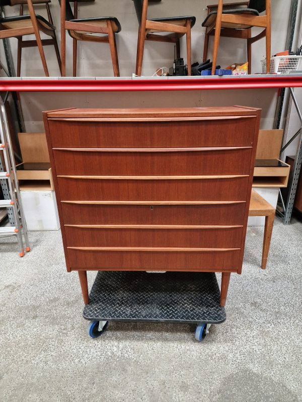 Kommode med seks skuffer, teak