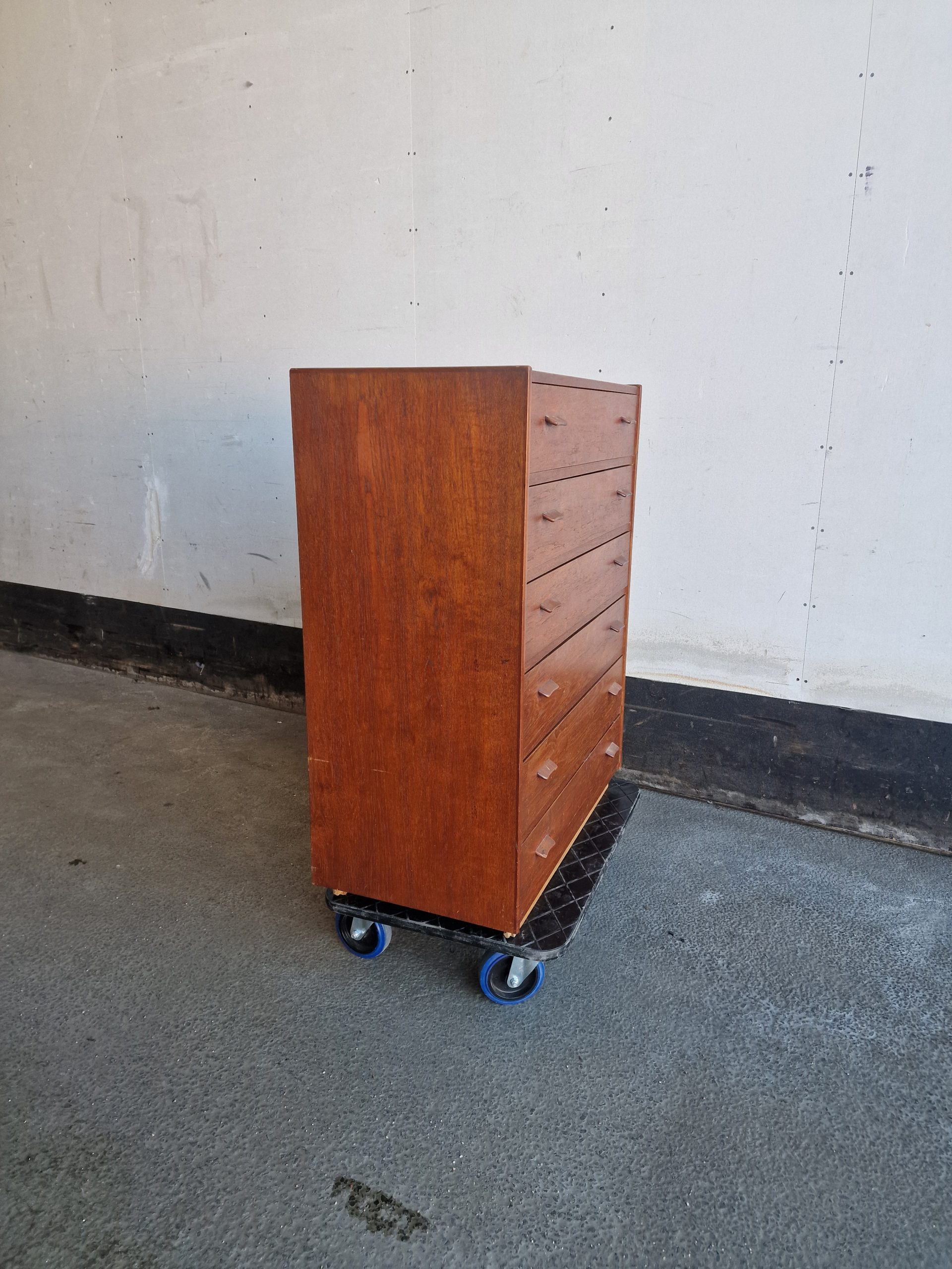 Kommode med seks skuffer, teak