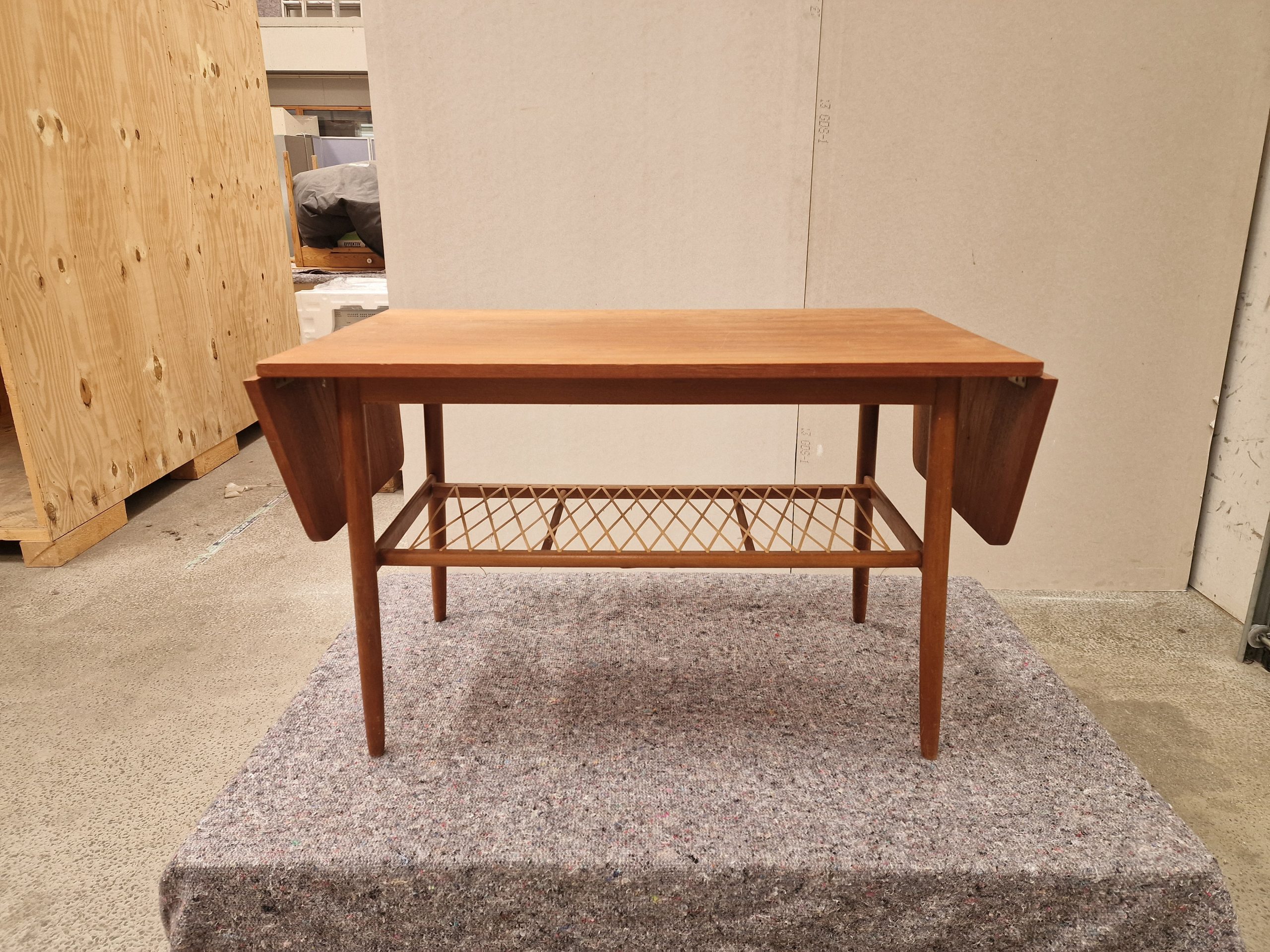 Sofabord med flethylde, teak