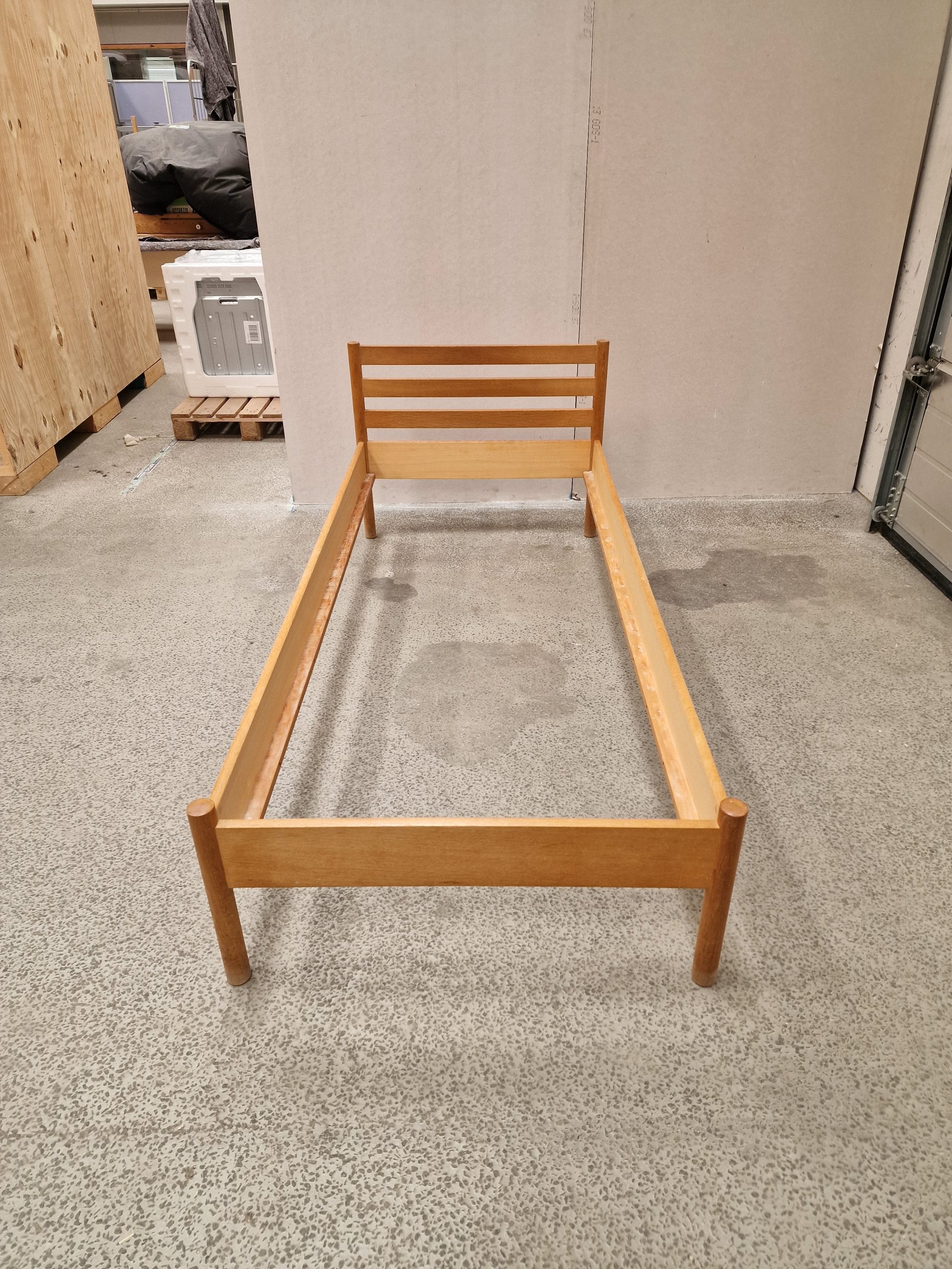 Sengerammer i massiv egetræ