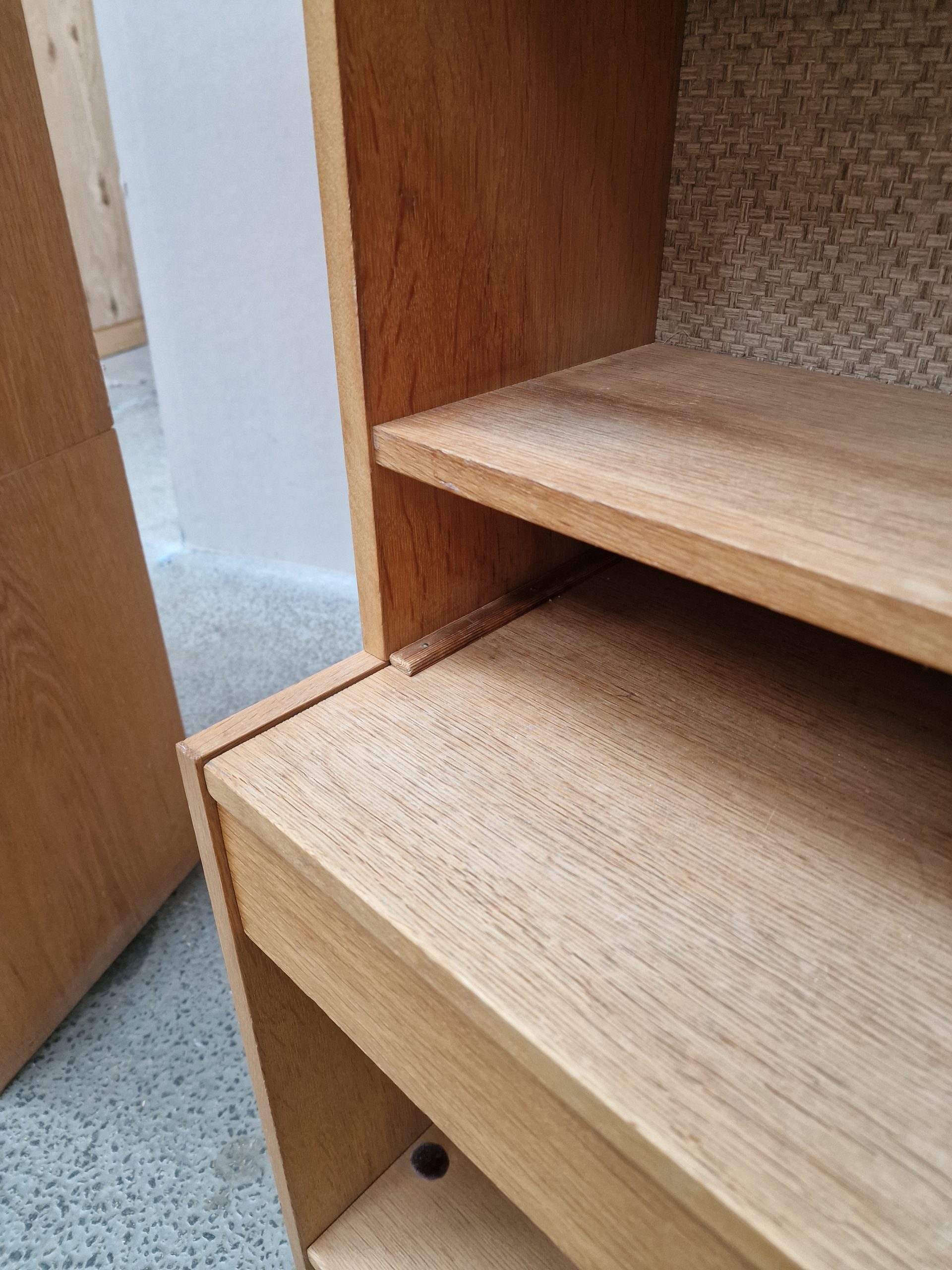 2 smalle reoler/natborde, egetræ