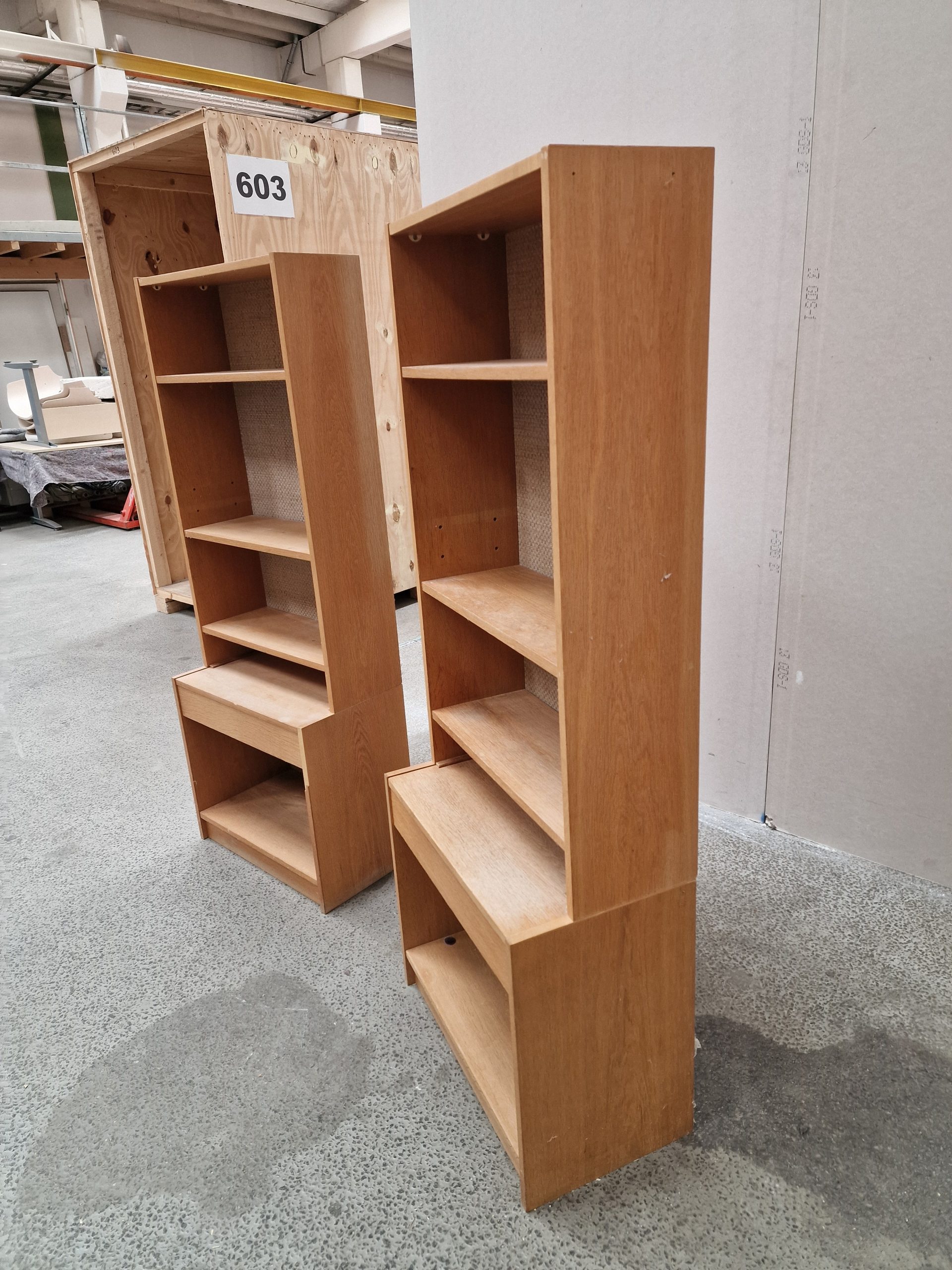 2 smalle reoler/natborde, egetræ