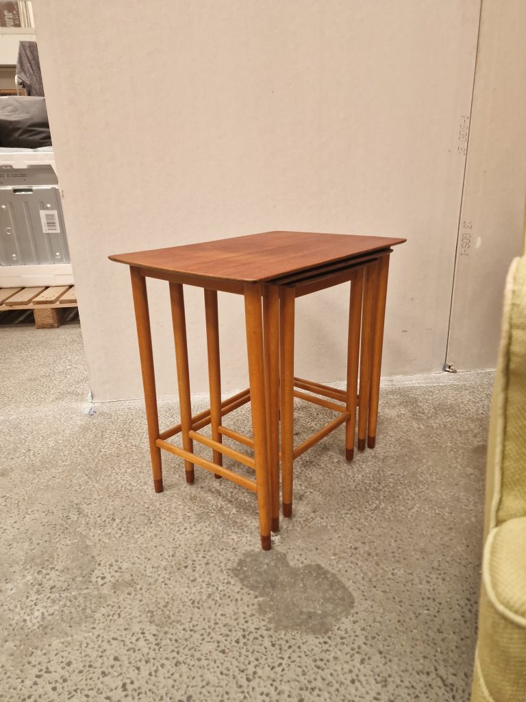 Indskudsborde, teak og bøg, Børge Mogensen