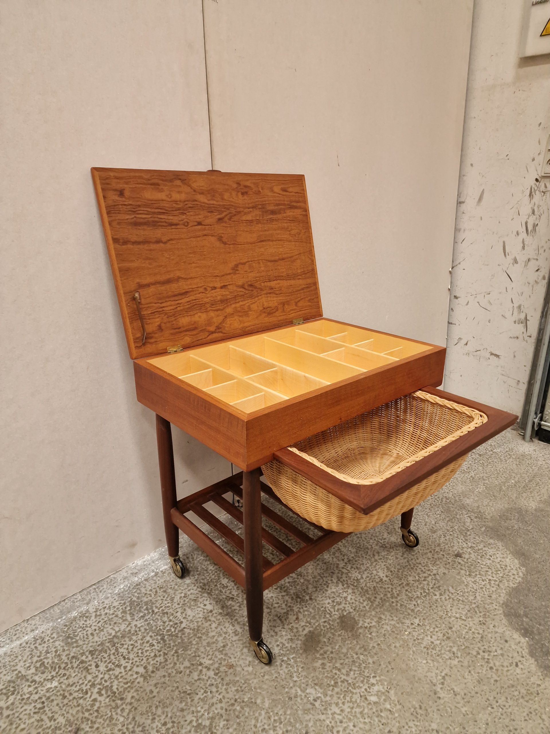 Sybord, teak, FDB/Ejvind Johansson