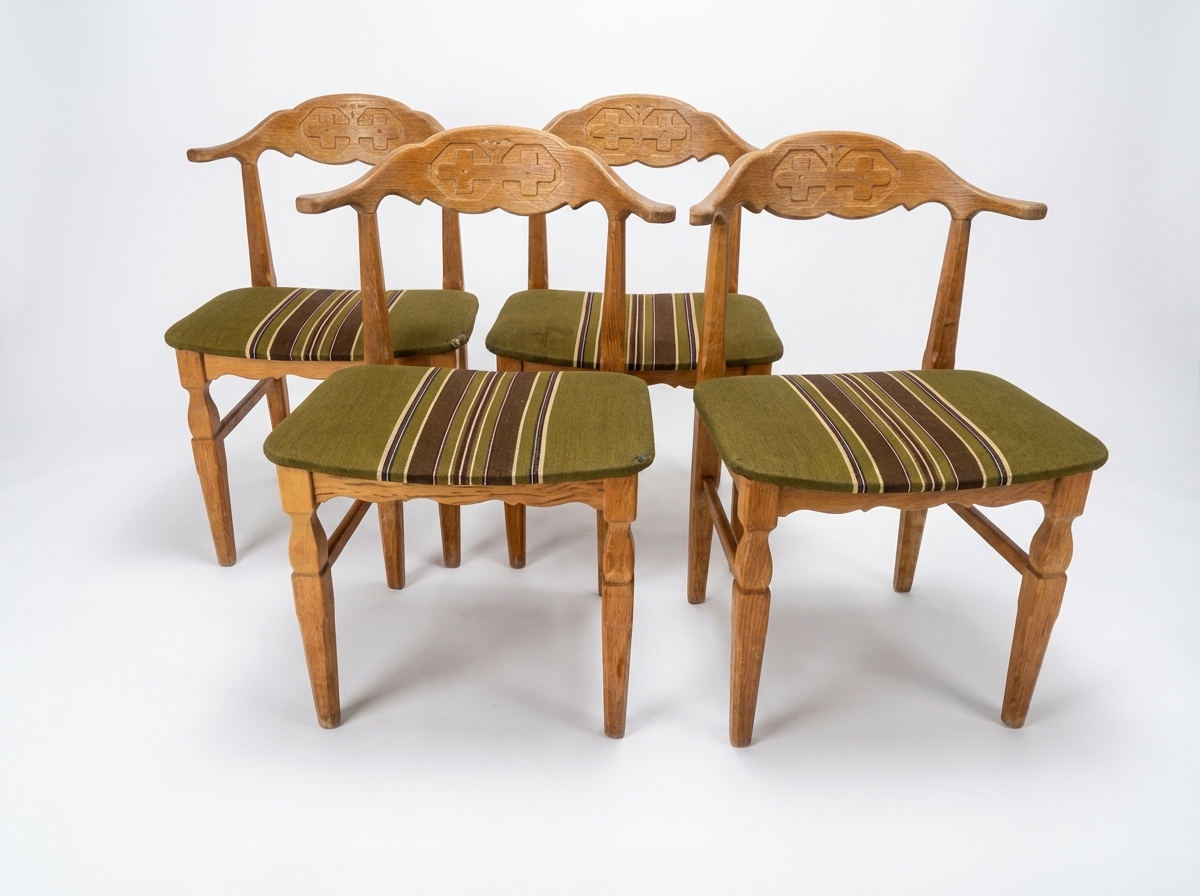 Fire Henry kjærnulf spisestole, massiv egetræ