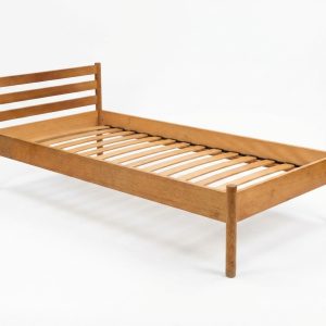 Sengerammer i massiv egetræ